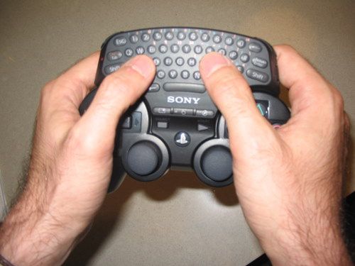 Klawiatura do DualShocka w akcji 2