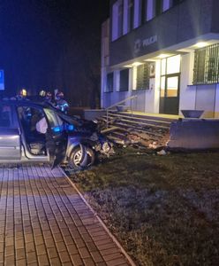 Wjechał autem w komisariat. Dramatyczny wypadek