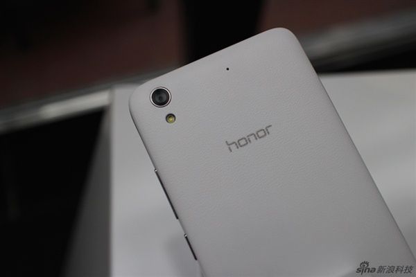 Huawei Honor 4 Play, czyli 64 bity na każdą kieszeń 6
