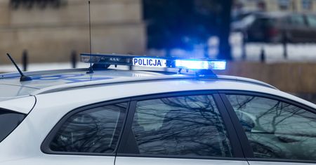 16-letni Tomasz nie żyje. Zderzył się z radiowozem. Śledczy ujawniają