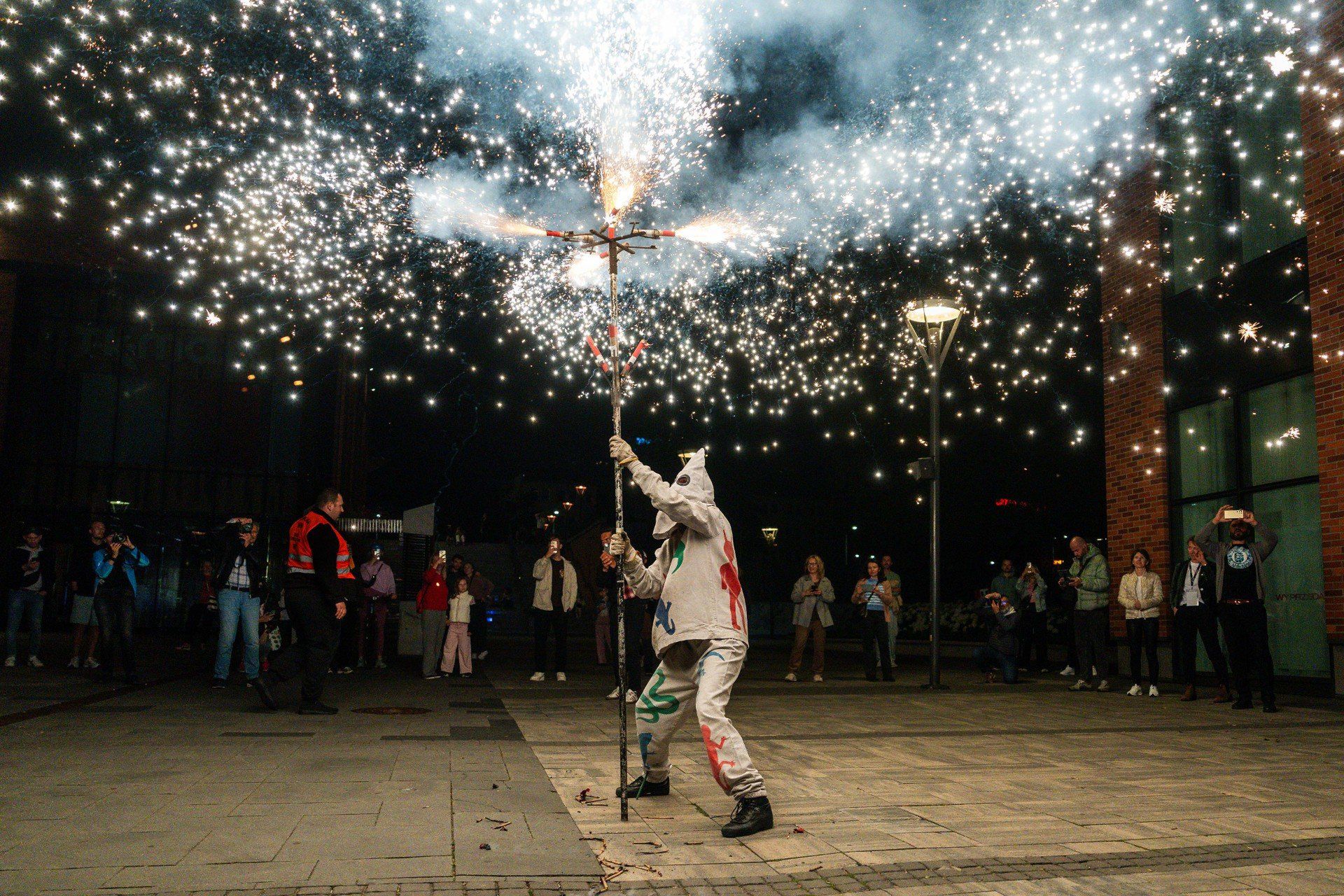 Widowiskowe otwarcie XXVII Międzynarodowego Festiwalu Teatrów Plenerowych i Ulicznych FETA