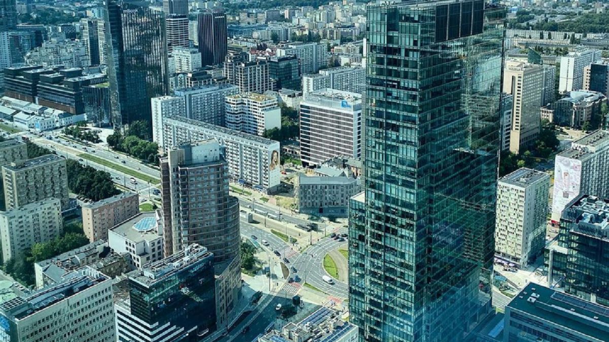 Niemiec zaatakowany nożem. Dramat na Złotej 44