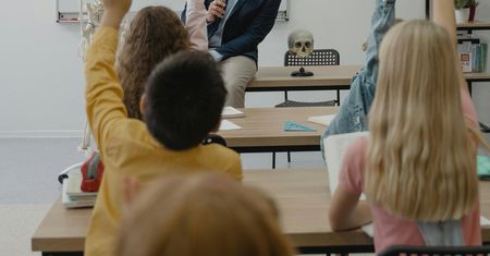 Skandal w szkole w Zielonej Górze. Pijany nauczyciel prowadził lekcje