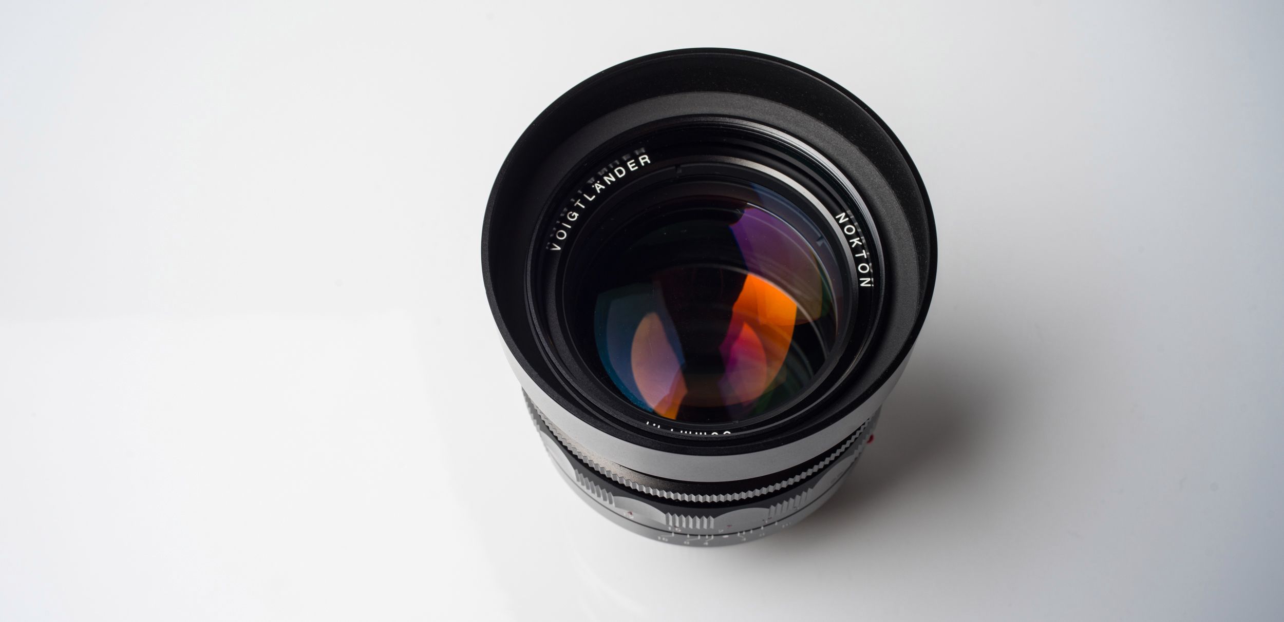 Voigtländer VM 50 mm f/1.1 Nokton - bardzo jasna pięćdziesiątka, która kreuje własną rzeczywistość [test] 5