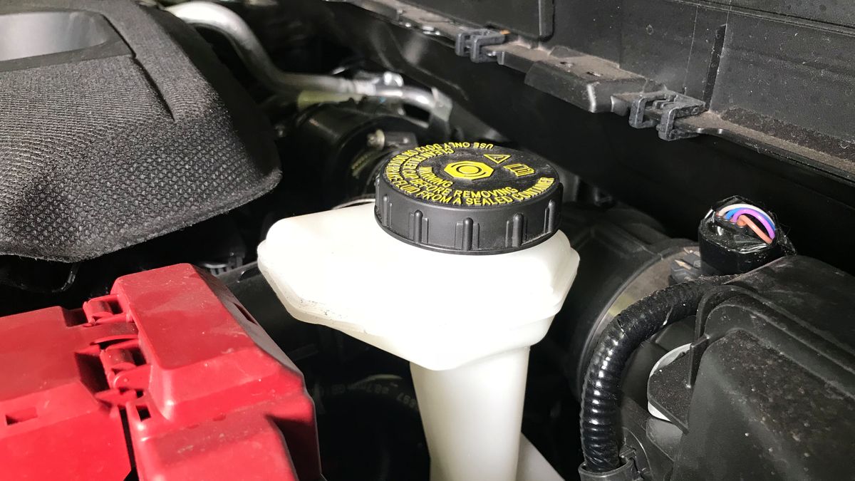 Zbiornik płynu hamulcowego