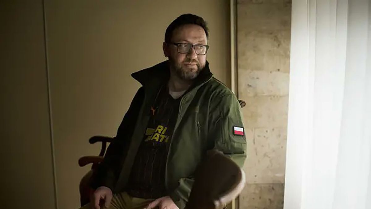 Ambasador Polski na Ukrainie Bartosz Cichocki nie planuje wyjeżdżać z ogarniętego wojną kraju.