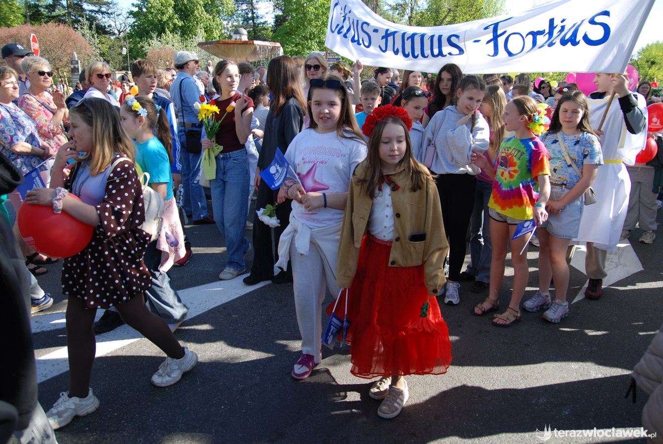 9. Ciechocińska Parada Majowa oraz Majowe Granie
