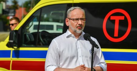 Walczy o "jedynkę". Działacze PiS wściekli na Niedzielskiego