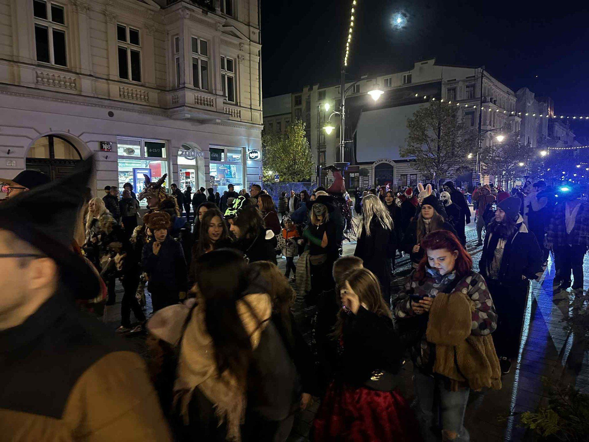 halloweenowa parada piotrkowska lodz