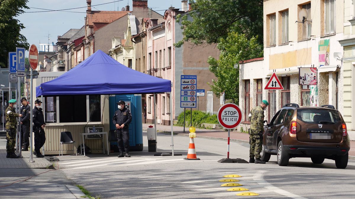 Koronawirus w Europie. UE ma otworzyć granice zewnętrzne od 1 lipca (zdj. ilustracyjne).