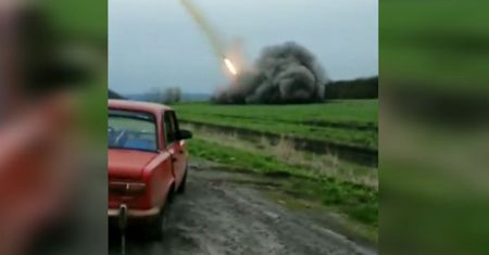 Grad pocisków spadł na Rosjan. BM-27 Uragan w akcji