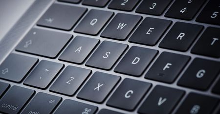 Trwa sprawa wadliwej klawiatury motylkowej w MacBookach. To już zbiorowy pozew