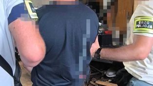 Białystok: miał materiały pedofilskie i broń. CBZC zatrzymało 36-latka