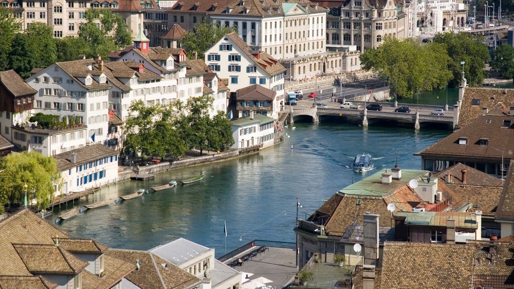 Europe. Switzerland. Zurich. Old Town. Limmat River. Fluvial Boat Europa. Svizzera. Zurigo. Citt Vecchia. Fiume Limmat. Battello Fluviale
Europe. Switzerland. Zurich. Old Town. Limmat River. Fluvial Boat Europa. Svizzera. Zurigo. Citt Vecchia. Fiume Limmat. Battello Fluviale. (Photo by: Giulio Andreini/UCG/Universal Images Group via Getty Images)
UCG
boat, boats, destination, destinations, ferries, inland navigation, landscape, panorama, riverboat, rivers, transport