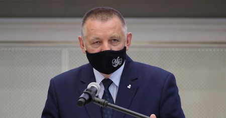 Marian Banaś pisze do europejskiej organizacji. Skarży się na naciski na NIK