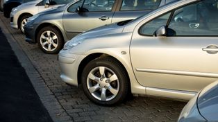 Ubezpieczenie OC najdroższe jest na Pomorzu. Najwięcej płacą młodzi kierowcy
