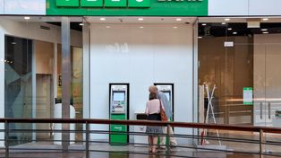 Bank pokazał mu limit 10 mld zł. Teraz wyjaśnia