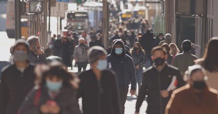 COVID-19 i poziom IQ. Naukowcy przyjrzeli się inteligencji ozdrowieńców