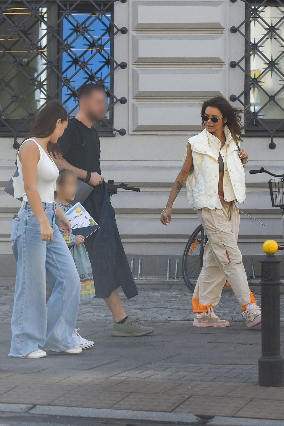 Natalia Siwiec z rodziną na mieście