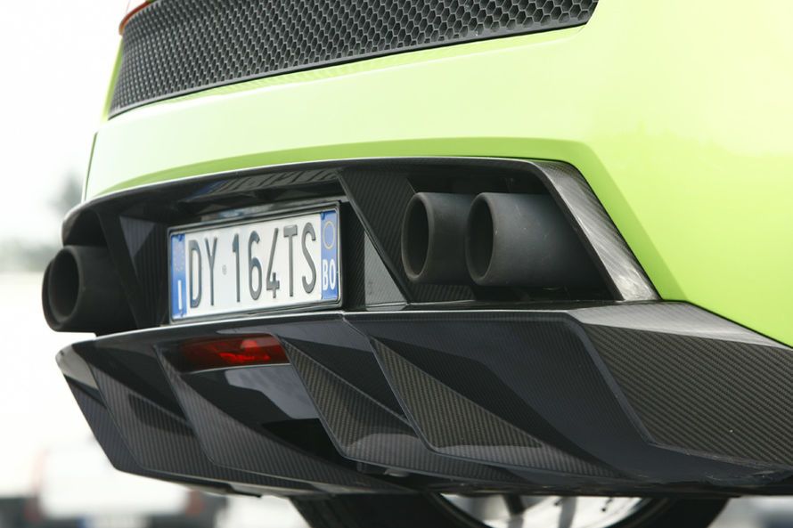 Lamborghini-Gallardo-LP-570-4-Superleggera