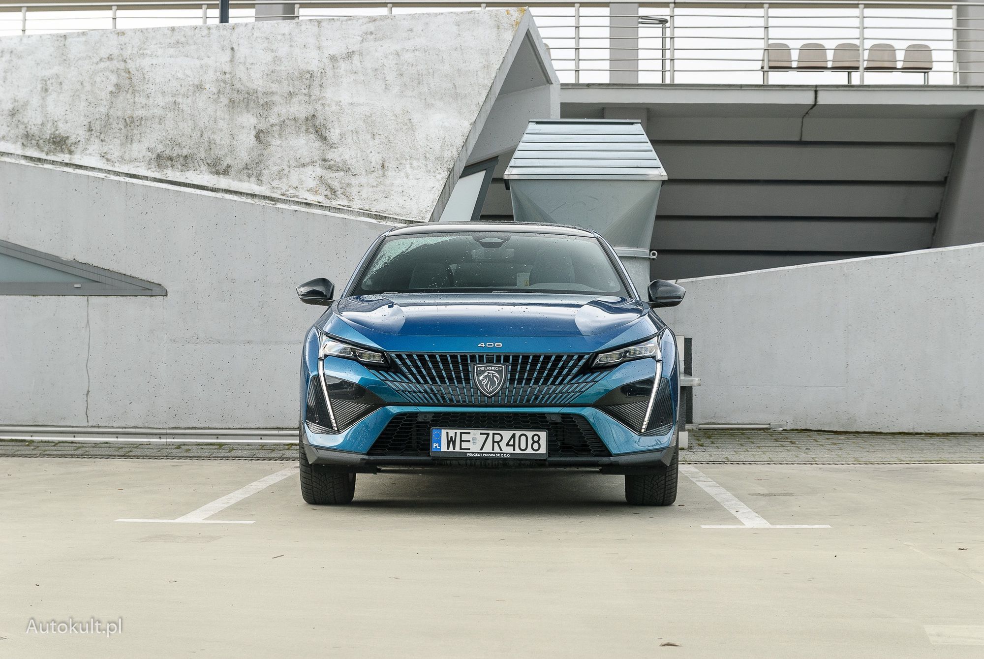 Peugeot 408