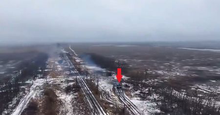 Ukraiński czołg T-64 pod Awdijiwką. Urządza Rosjanom piekło na ziemi