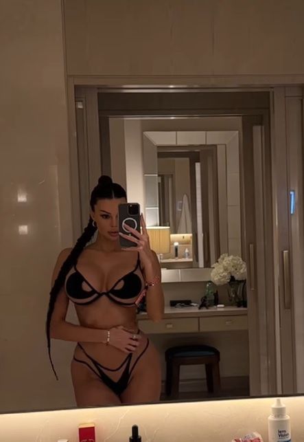 Justyna Gradek w bikini