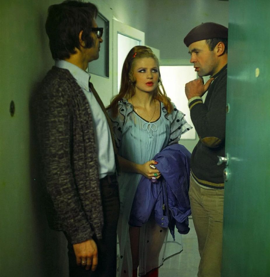 Stanisława Celińska, Jacek Fedorowicz i Stanisław Tym w filmie "Nie ma róży bez ognia"