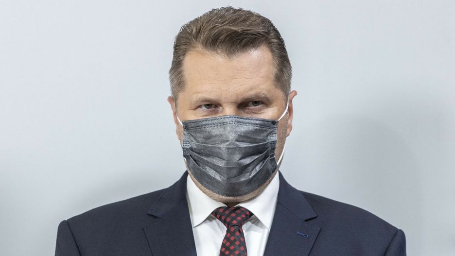 Podpisanie listu intencyjnego na rzecz edukacji ekologicznej17.08.2021  Warszawa Podpisanie listu intencyjnego o wspolpracy na rzecz edukacji ekologicznej i klimatycznej przez Ministra Edukacji i Nauki Przemyslawa Czarnka oraz Ministra Klimatu i Srodowiska Michala Kurtyki  n/z Przemyslaw Czarnek   fot. Andrzej Iwanczuk/REPORTERAndrzej Iwanczuk/REPORTER