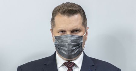 Czarnek stanął w obronie Kukiza. Ostrzega naukowców