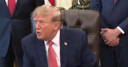 "Coś jest z tobą nie tak". Trump zrugał dziennikarza