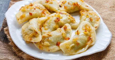Pierogi z kaszą gryczaną i serem