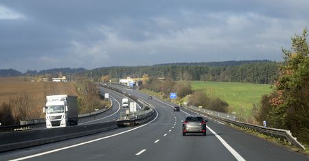 Czesi podnoszą opłaty za autostrady. Ile zapłaci kierowca?
