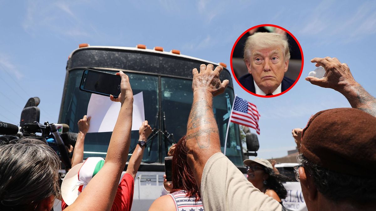 Despite Trump Executive Order, Over 2300 Migrant Children Still Held In Camps
MCALLEN, TX - JUNE 23:  Protesters against the Trump administration's border policies try to block a bus carrying migrant children out of a U.S. Customs and Border Protection Detention Center on June 23, 2018 in McAllen, Texas. Dozens of protesters blocked the bus from leaving the center resulting in scuffles with police and Border Patrol agents before the bus retreated back to the center.  Before President Donald Trump signed an executive order Wednesday that halts the practice of separating families who were seeking asylum, over 2,300 immigrant children had been separated from their parents in the  zero-tolerance policy for border crossers.  (Photo by Spencer Platt/Getty Images)
Spencer Platt
America, border, citizen, citizenship, immigrant, immigration, Mexico, Texas, Trumo, wall, Politics, Human Interest, FeedRouted_NorthAmerica