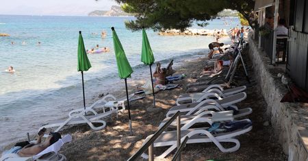 Niemiecki turysta narzeka na wypoczynek w Chorwacji. Mówi, co dzieje się na plażach