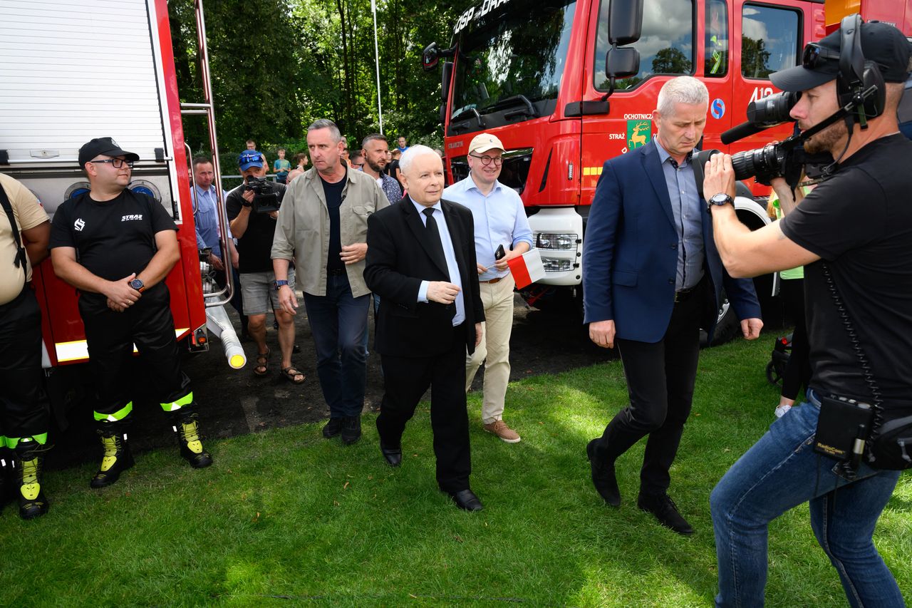 Prezes Prawa i Sprawiedliwości Jarosław Kaczyński (podczas pikniku rodzinnego z cyklu "Z miłości do Polski" w miejscowości Połajewo