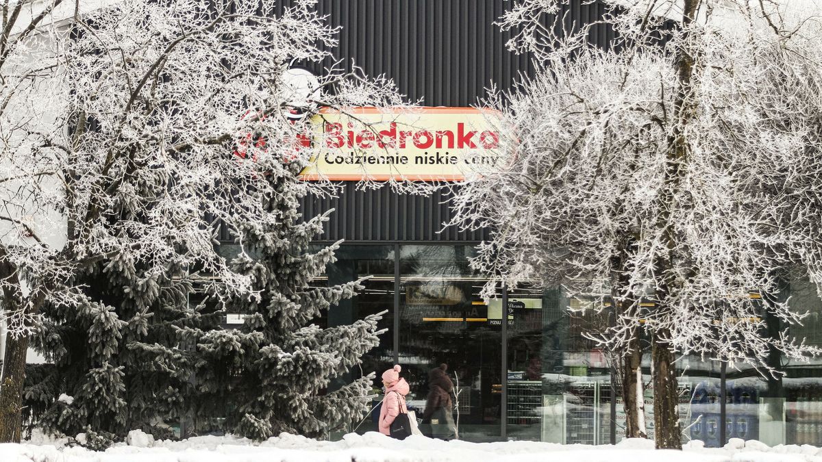 ?nie?na zima w Polsce
2026 fot. Artur Szczepanski/REPORTER n/z sklep dyskontowy Biedronka
Artur Szczepanski/REPORTER