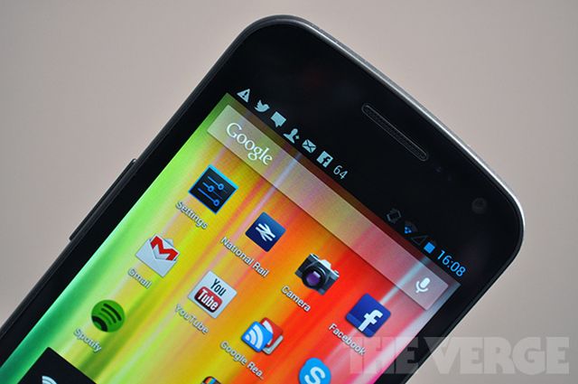Android 4.2 (fot. The Verge)