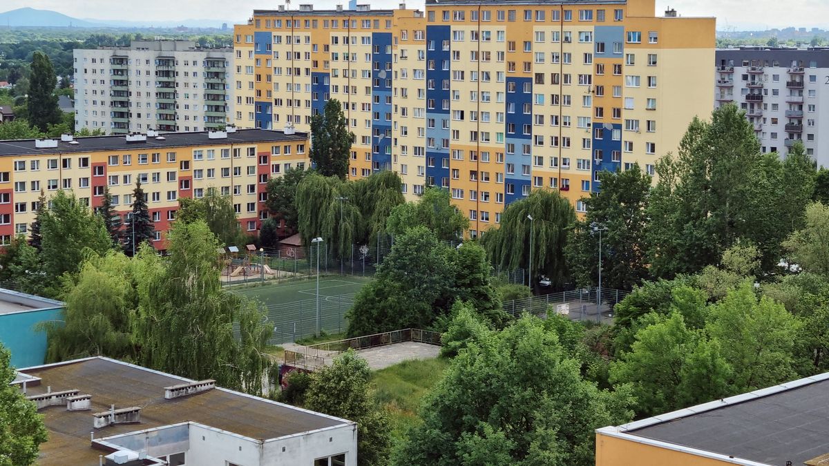 Spółdzielnie i wspólnoty mieszkaniowe będą płacić na obiekty obronne.