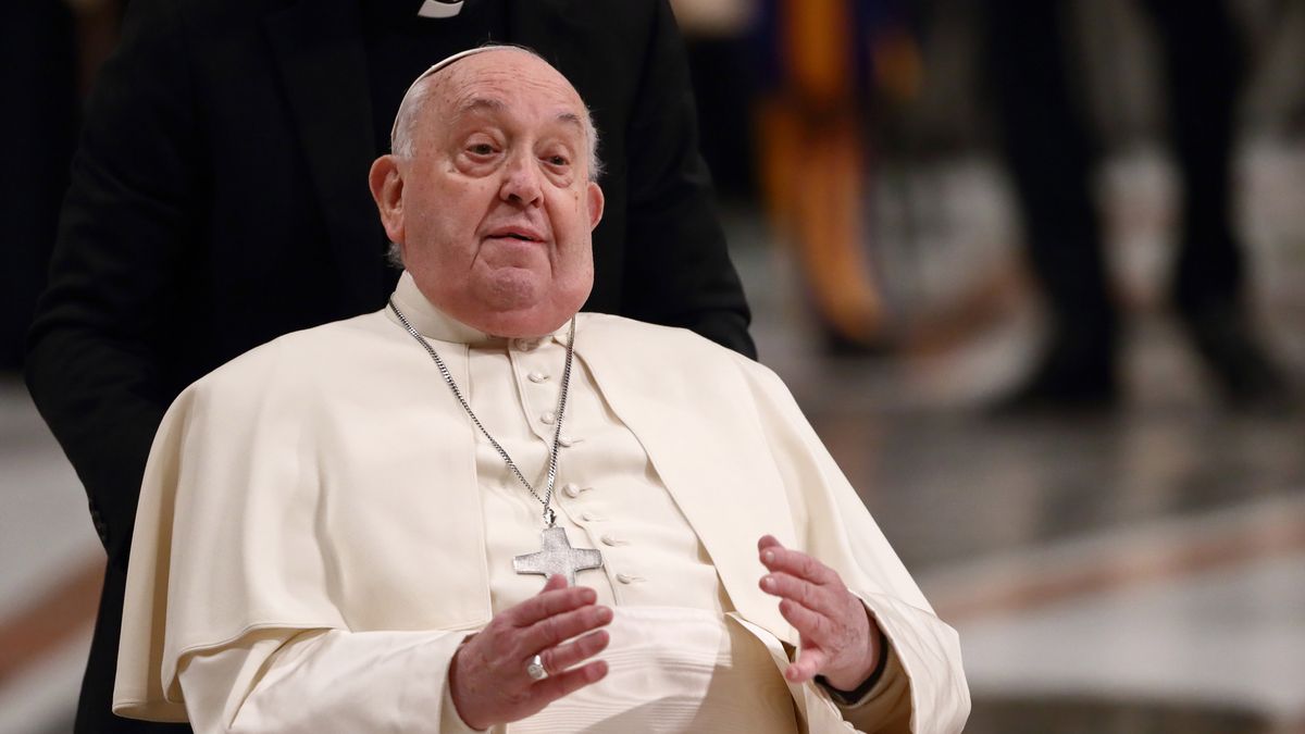 Pope Francis presides over the celebration of First Vespers for the feast of the Presentation of the Lord in Saint Peter's Basilica. Vatican City (Vaticano),  February 1st, 2025. (Photo by Grzegorz Galazka/Archivio Grzegorz Galazka/Mondadori Portfolio via Getty Images)