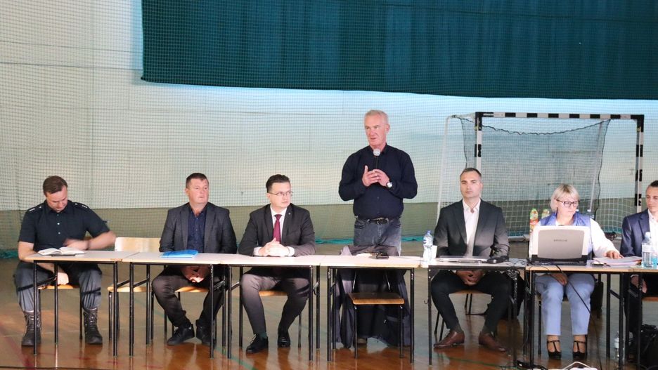 Burzliwe spotkanie w Topoli Królewskiej. Rozmawiano o rozbudowie drogi krajowej nr 60