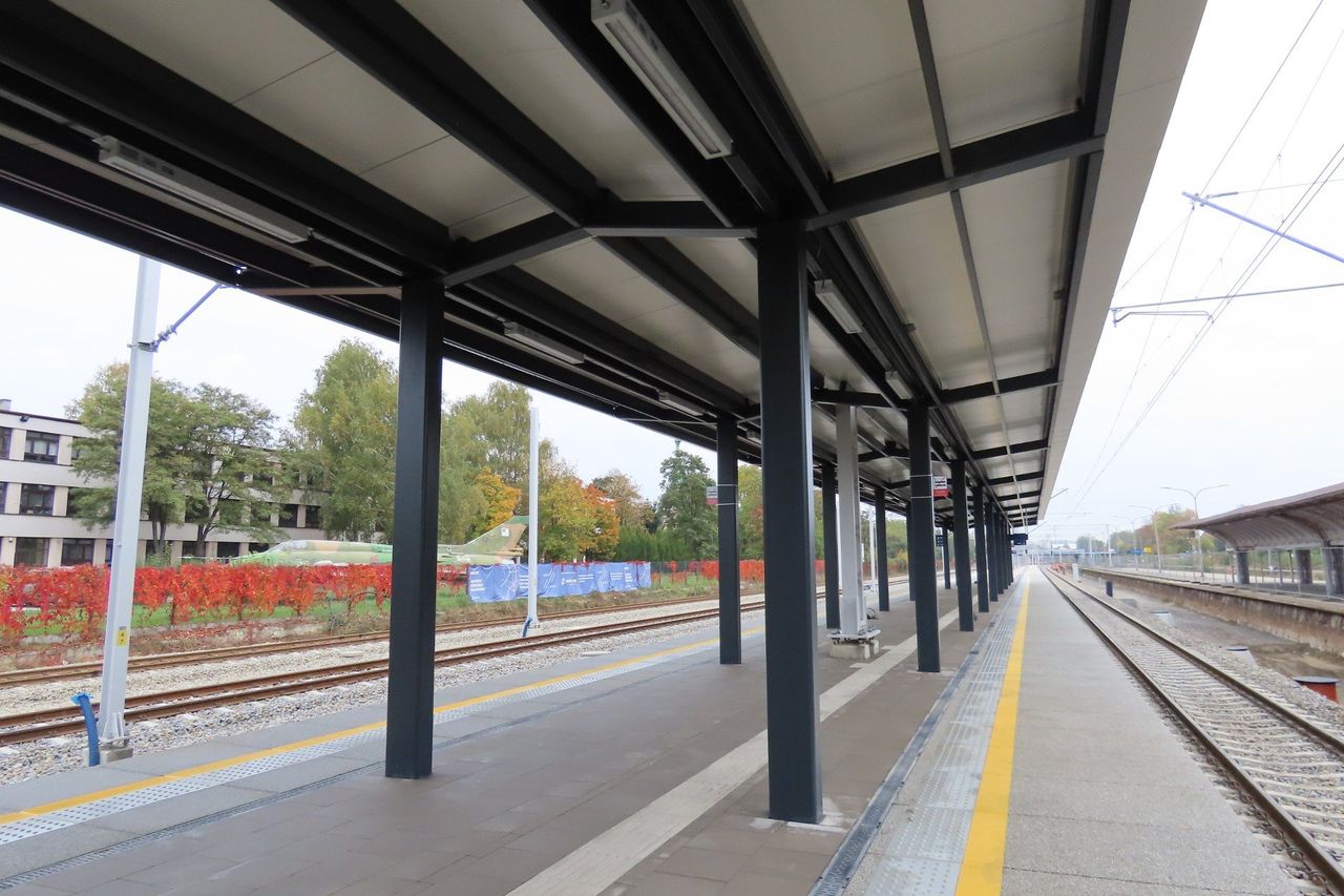 Sosnowiec: Stacja PKP zmienia się na lepsze. Nowy peron III już gotowy