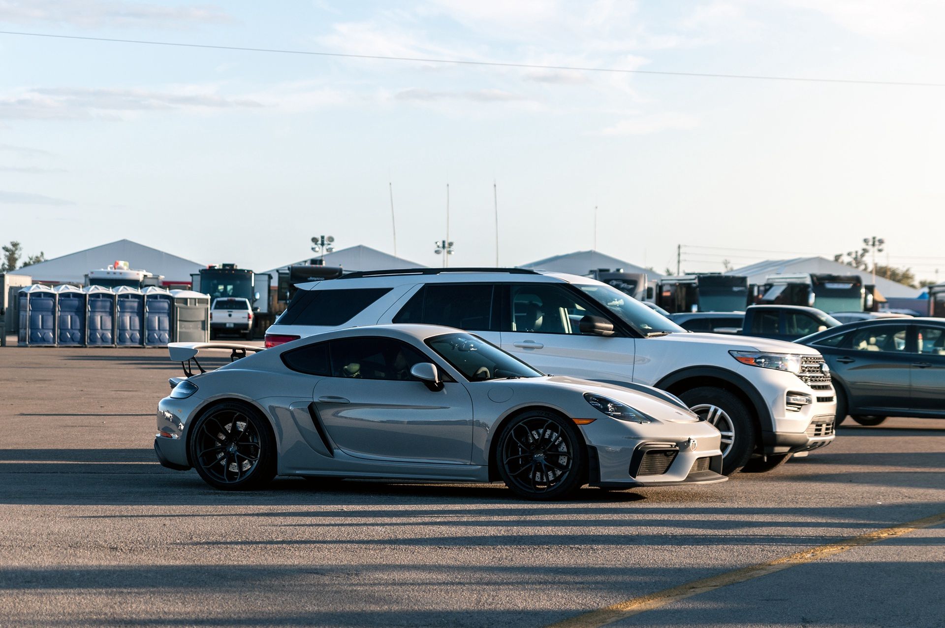 Samochody kibiców na 1000 miles of Sebring i 12 h of Sebring