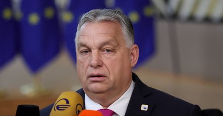 "LGBTQ to przyczyna zamrożenia środków UE" - twierdzi Orban