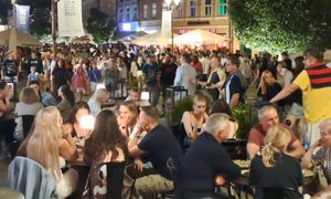 Tłumy nie tylko w górach i nad morzem. Polskie miasto pęka w szwach