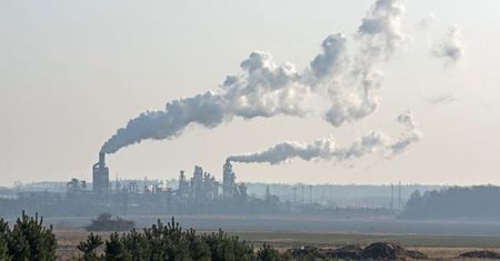 Wystarczy zaledwie 15 minut. Nowa technologia przekształca CO₂ w paliwo
