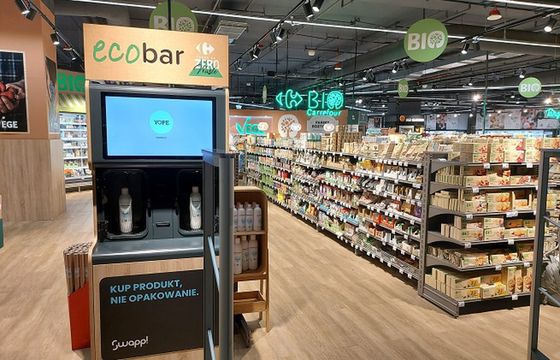 Carrefour otwiera Eco Bar - można kupować produkty w płynie do własnych pojemników