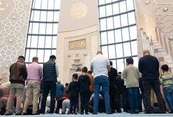 Muzułmanie w Niemczech się boją. Imamowie pokazali, co do nich przychodzi