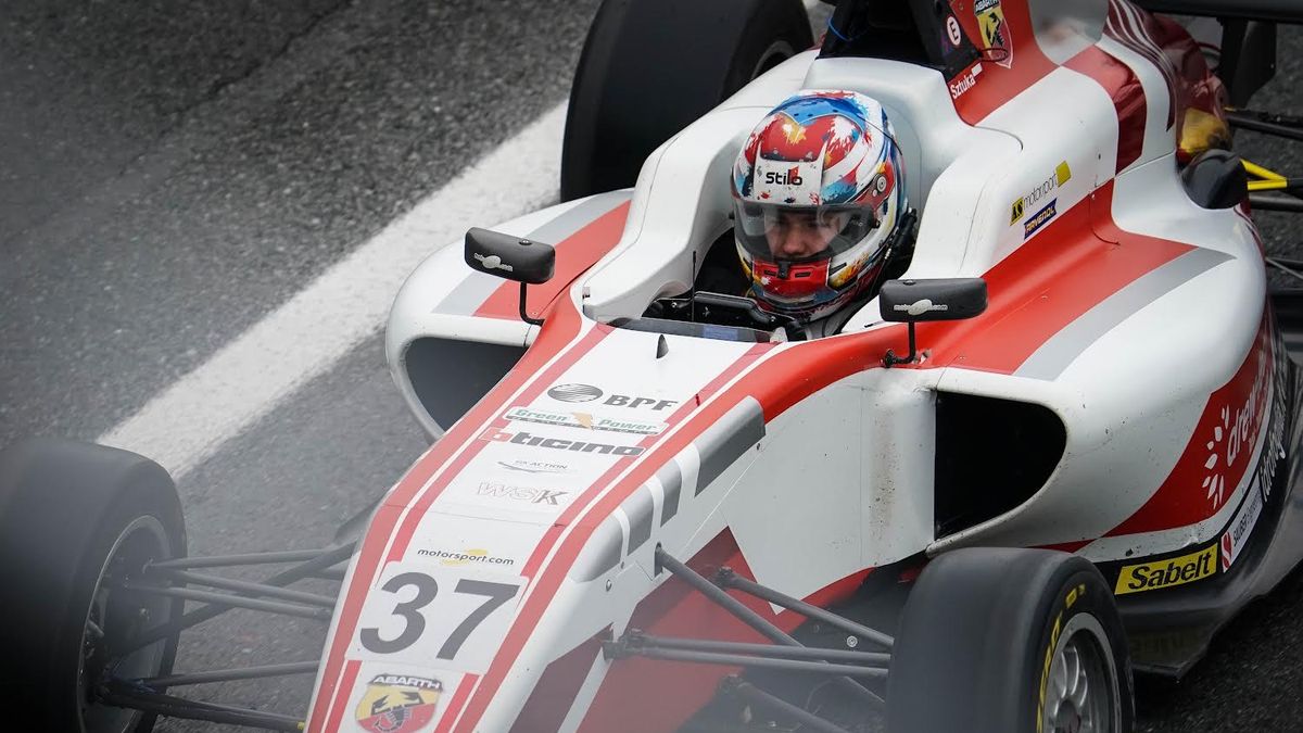 Kacper Sztuka zdobył drugie miejsce w wyścigu, w którym startował jako "gość"