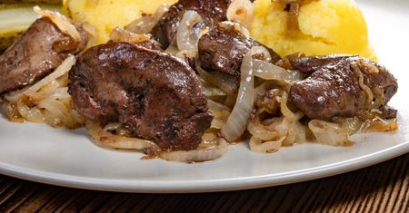 Smażę ją tylko w ten sposób. Delikatna, kremowa, pozbawiona goryczki i ma dużo żelaza
